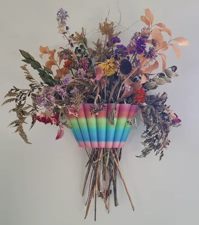 Dried Flower Bouquet Wall Hanger - Petals