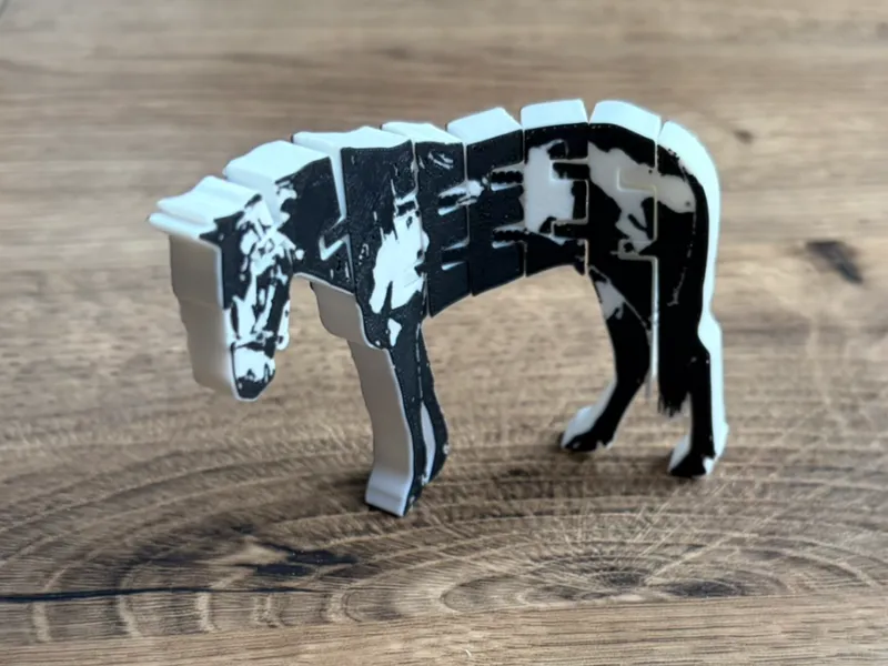 Flexible horse