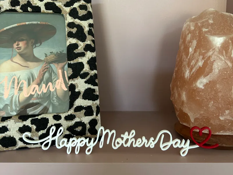 Elegant "Happy Mother's Day" Wall Art with Heart