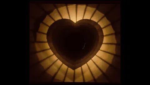 Heart silhouette lamp
