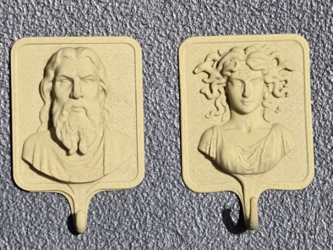 The King & The Cursed Wall Hook