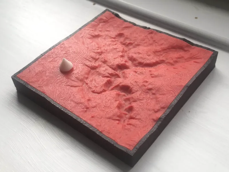 Minimalist Canyon Diorama