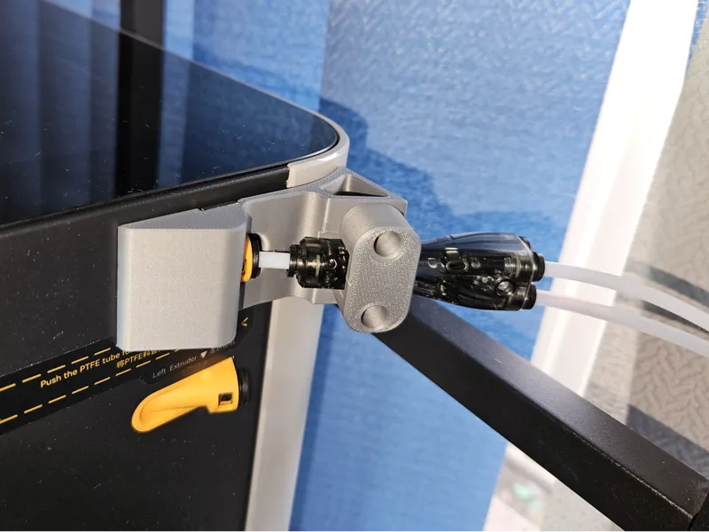 Magnetic PTFE Splitter Mount