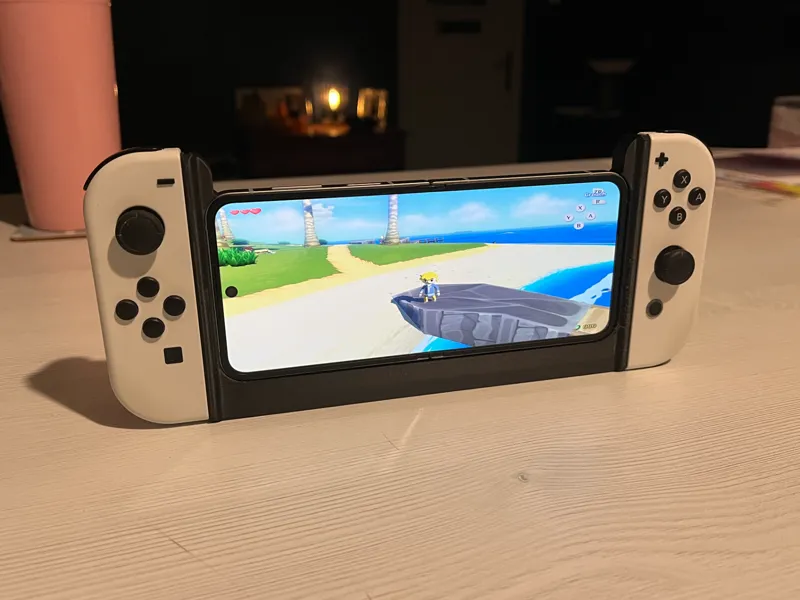 Samsung Z Flip6 Joycon Case - Prints on A1 Mini!