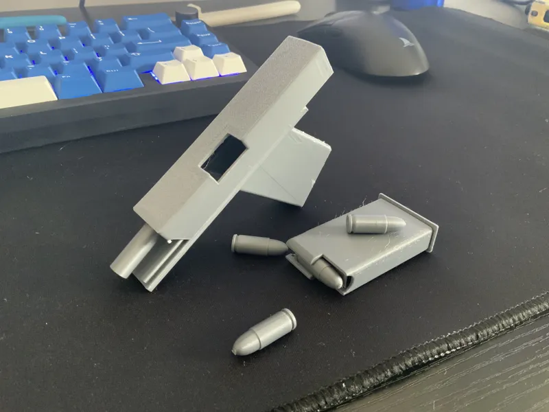 Fully 3d printed gun with functioning mag