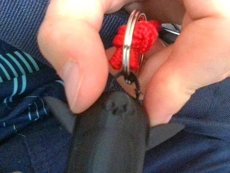 Pete the penguin keychain - Free 3D Print Model - MakerWorld