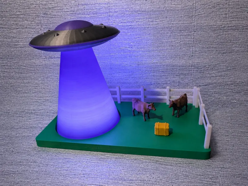 UFO Abduction Lamp