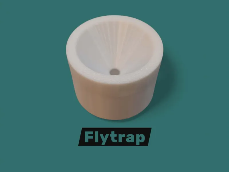 Flytrap - smart locking lid