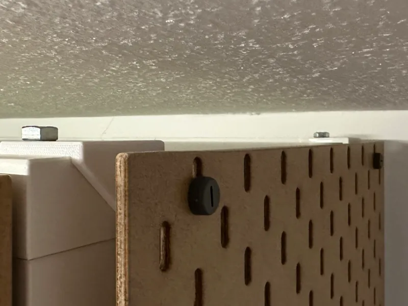 IKEA Besta - Skadis Befestigung