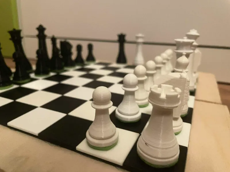 Chess set with chessboard
