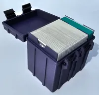 Boîte de rangement robuste pour 120+ cartes à jouer — photo 1