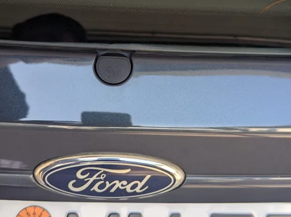 Cache essuie-glace arrière Ford Fiesta Mk7