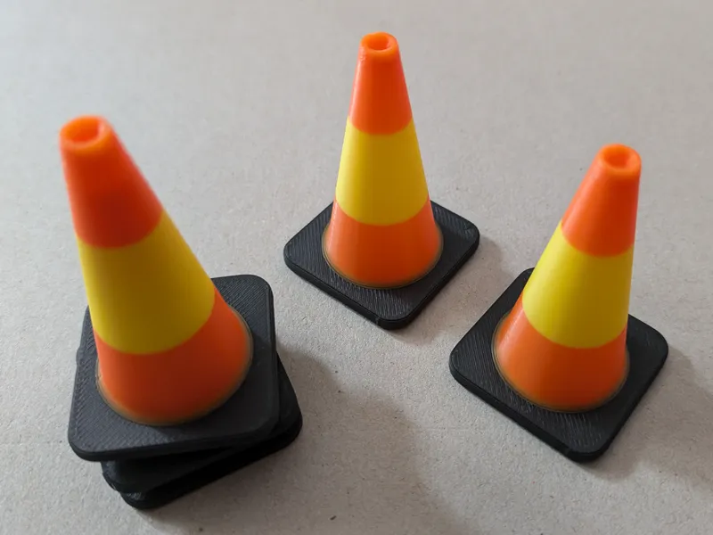 stapelbare Verkehrshütchen/ stackable traffic cone