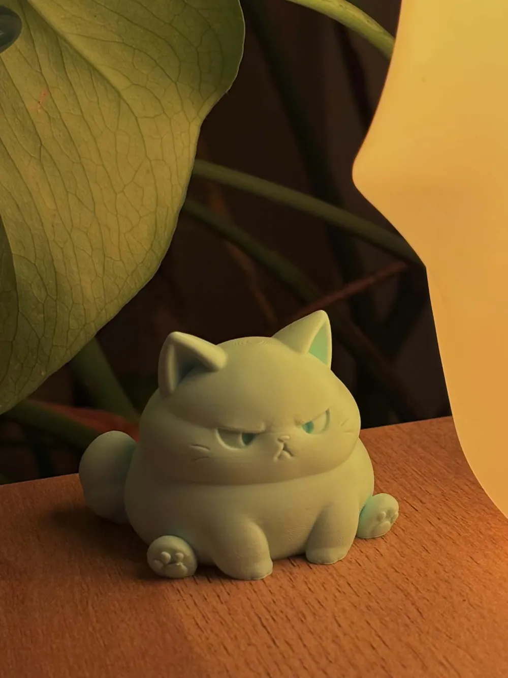 Grumpy Chubby Cat – Cute chibi figurine - Free 3D Print Model - MakerWorld