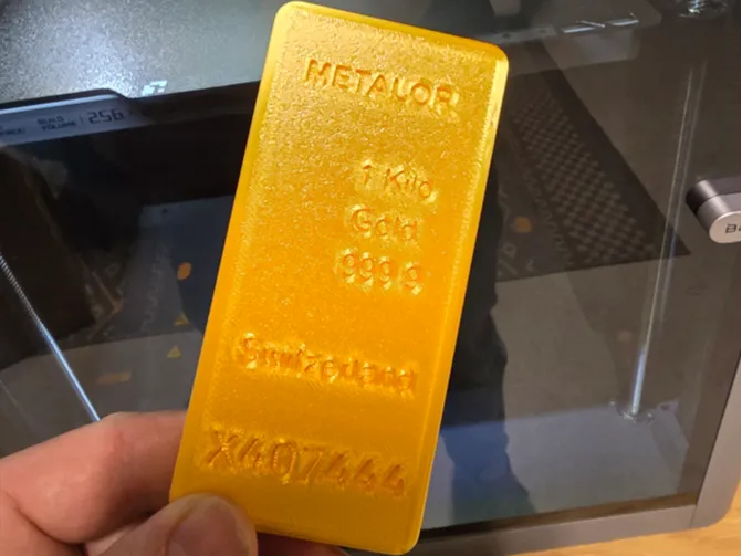 Goldbarren 1kg Originalgrösse Metalor