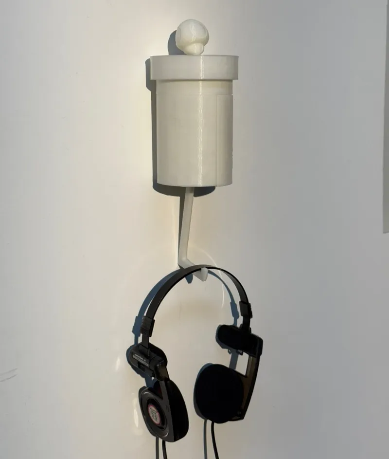 Mario Headset Rest