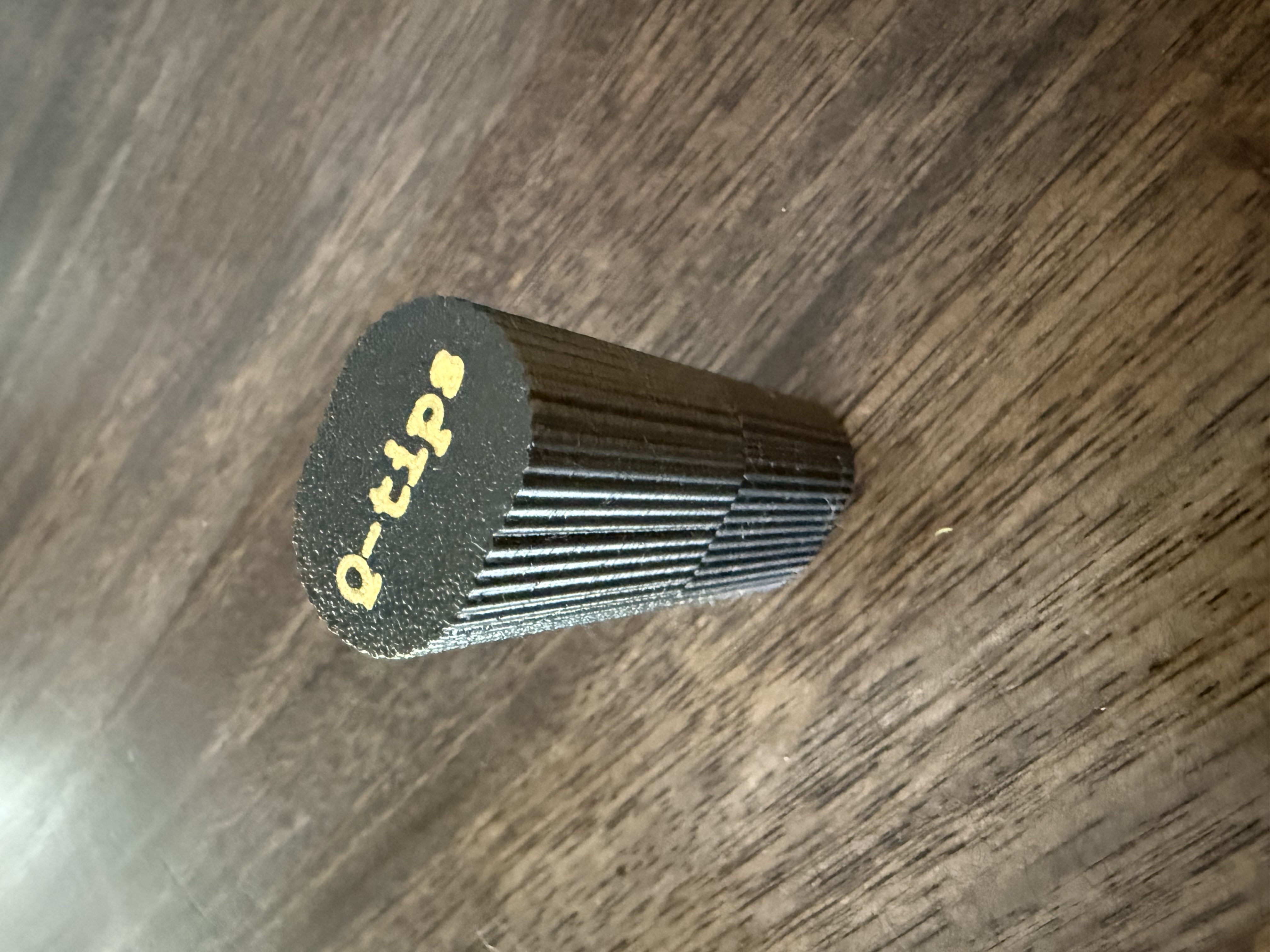 Miniatura 6 do modelo 3D Q-tip travel case