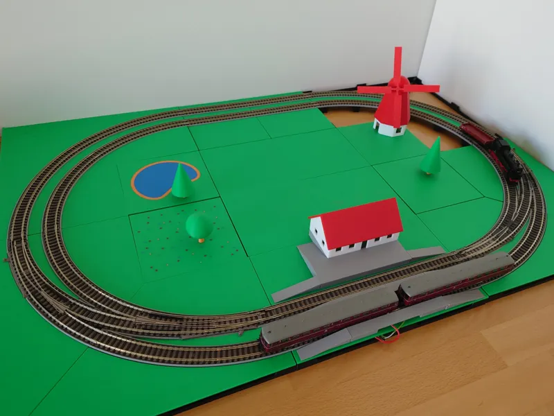RailFinity - Model train layout N-scale