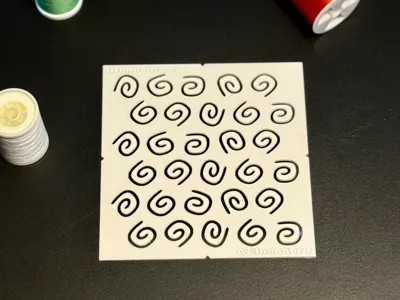 Sashiko Bent Paper Clip Pattern