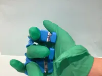 3 clicker spring BIG HANDS ONLY [ not strong]
