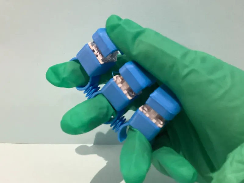 3 Clicker ring W Spring