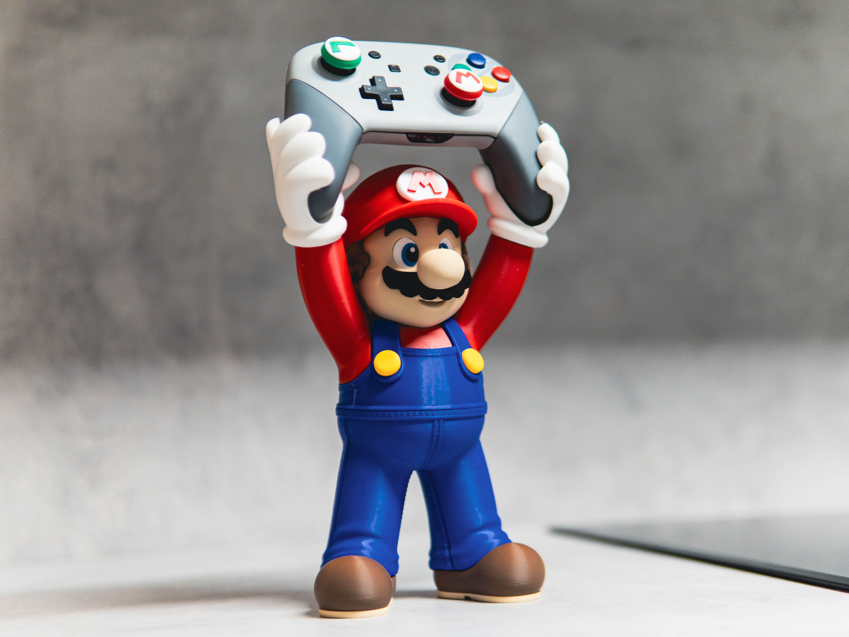 NO AMS Super Mario Controller Stand - Switch Pro