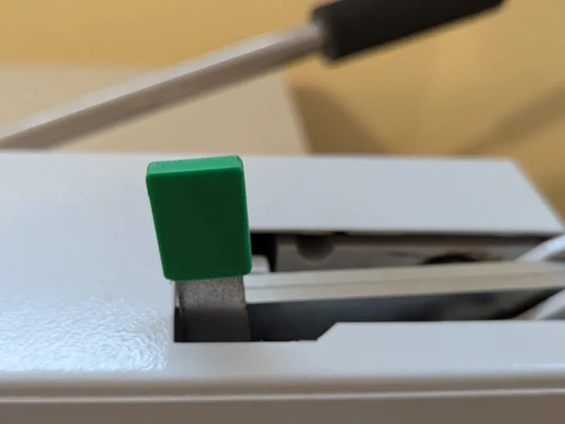 Ideal 4305 Schutzkappe für Verriegelung