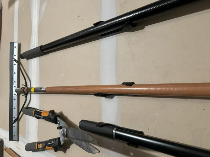 Long Handle Tool Mount