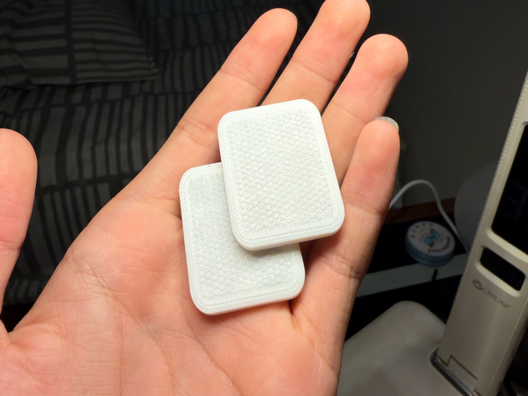 fidget magnets (10x3) with scale grip texture