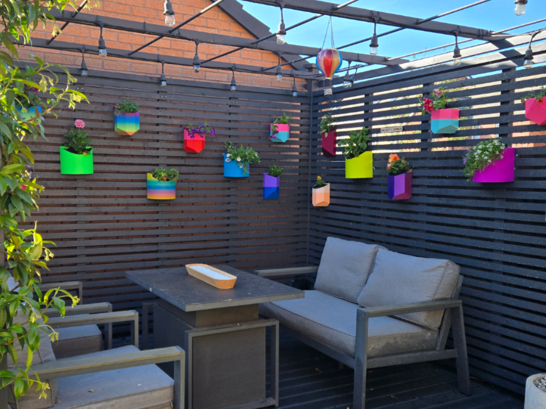 Garden wall planters no supports