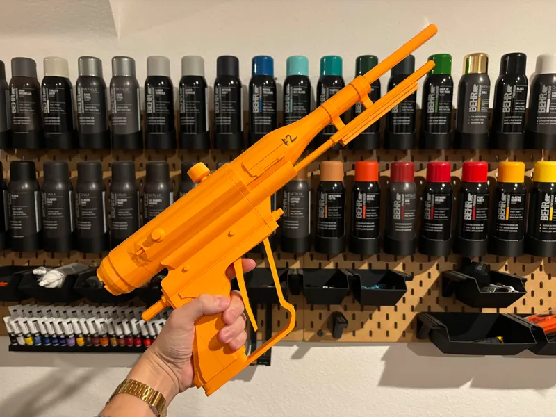 Arc Raiders Stitcher Light Submachine Gun Prop