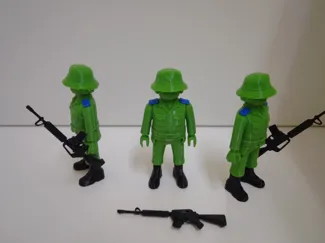 Playmobil Soldier – Figure, Rifle & Canteen
