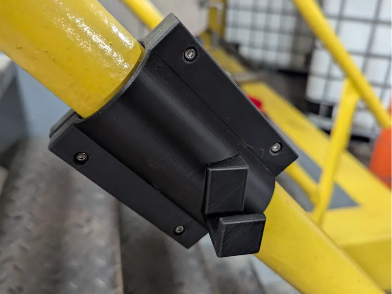 1.5"/45mm Railing Hook
