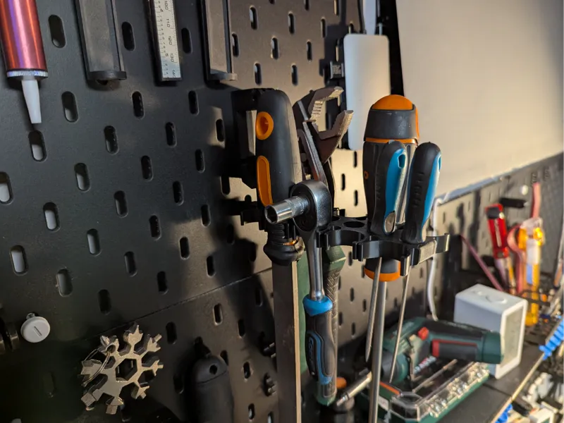 Skadis screwdriver holder and tool holder 2 in one