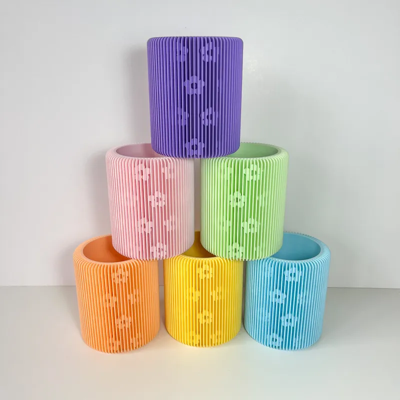 Flowers pen holder/ toothbrush holder