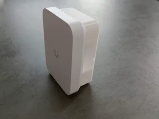 Ubiquity U7-IW wall mount box