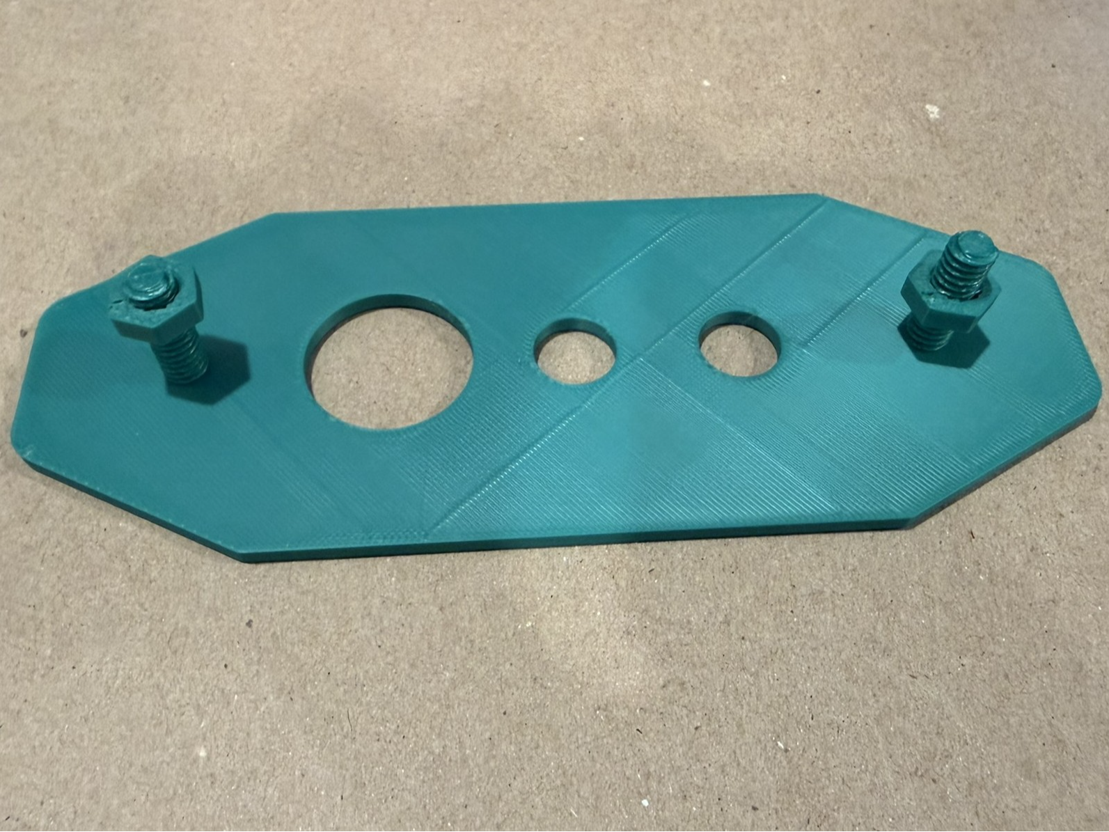Radio blanking plate 2-post with nuts