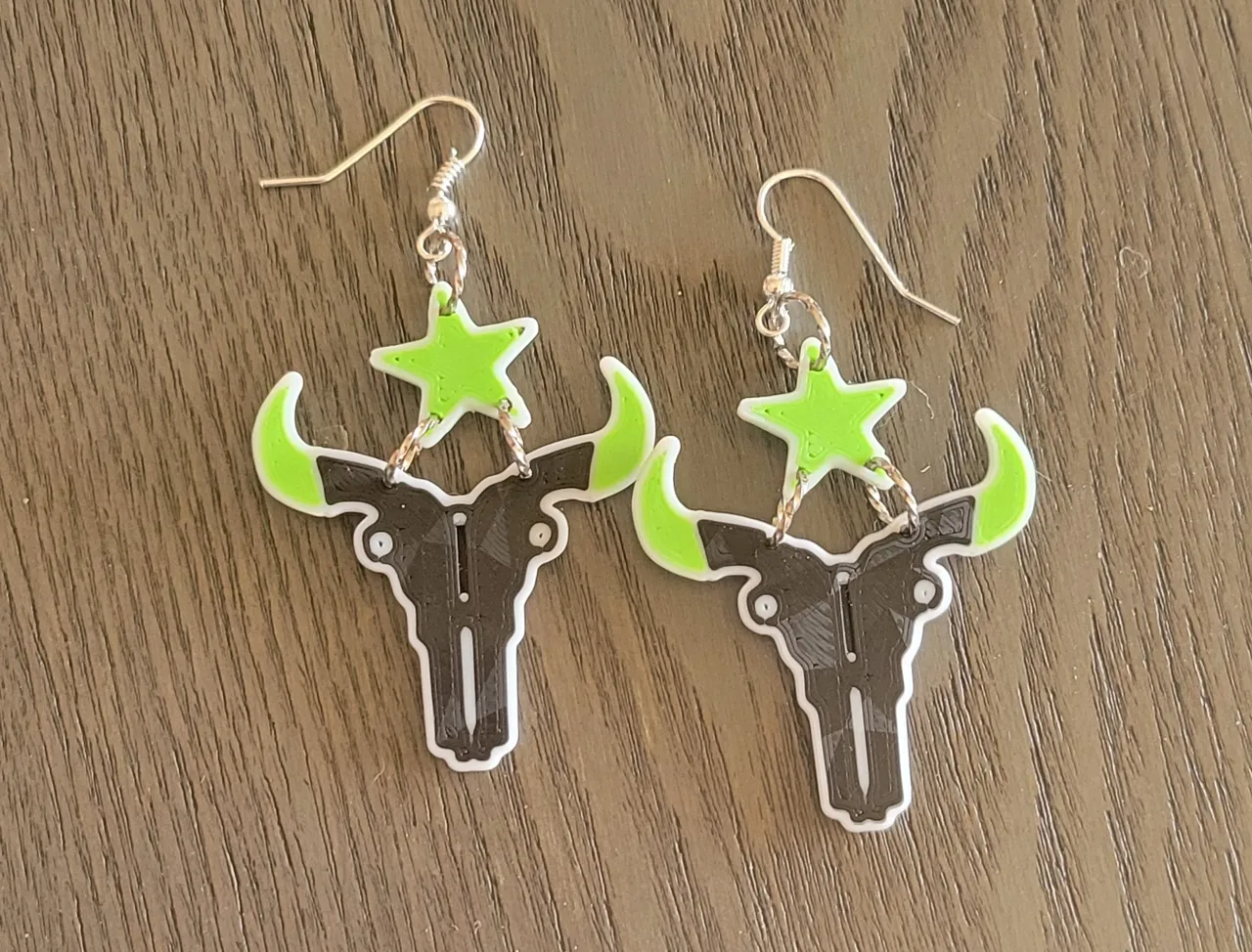 Outlaws Earrings view 2