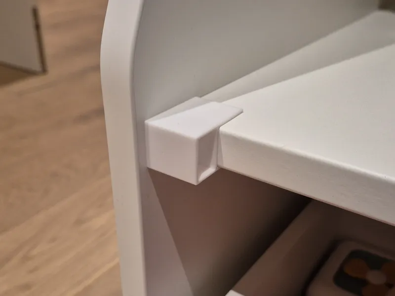 Fingerschutz für IKEA Bergig Bücherregal