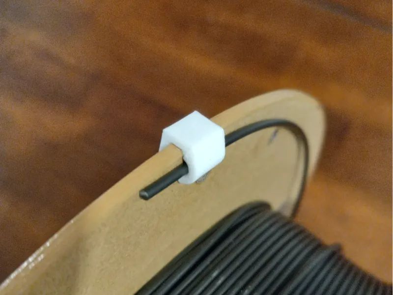 1.75mm Filament Clip