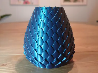 Dragonegg vase