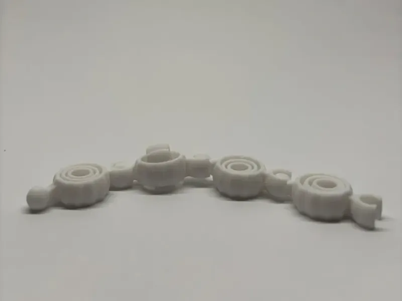 Articulated fidget toy