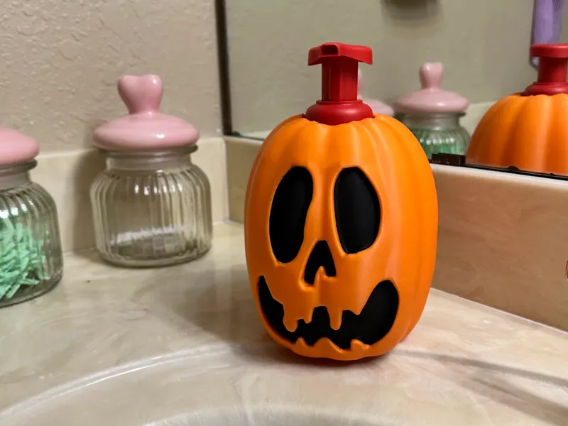Jack-o’-Lantern Soap Dispenser Sleeve