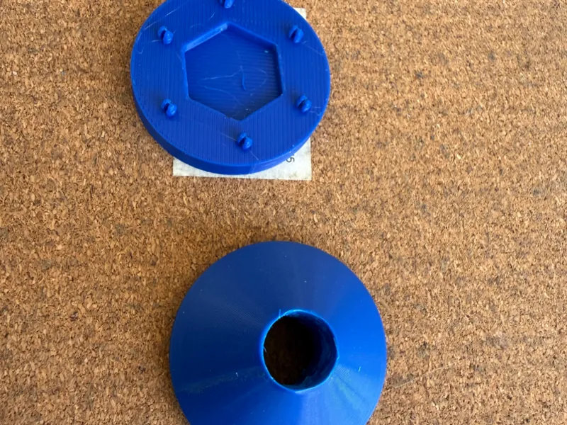 Piedini regolabili per mobili, sedie o banco DIY