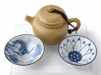 Tea table, kettle stand, chaban