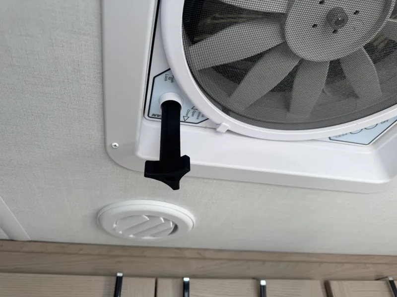 Maxxfan Extension