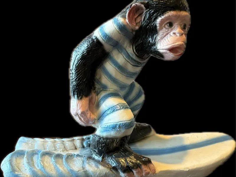 Surfing monkey 3d 
