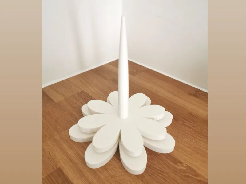 Yarn spinner flower