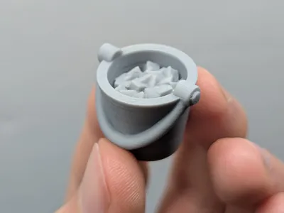 Bucket Miniature (Full + empty)