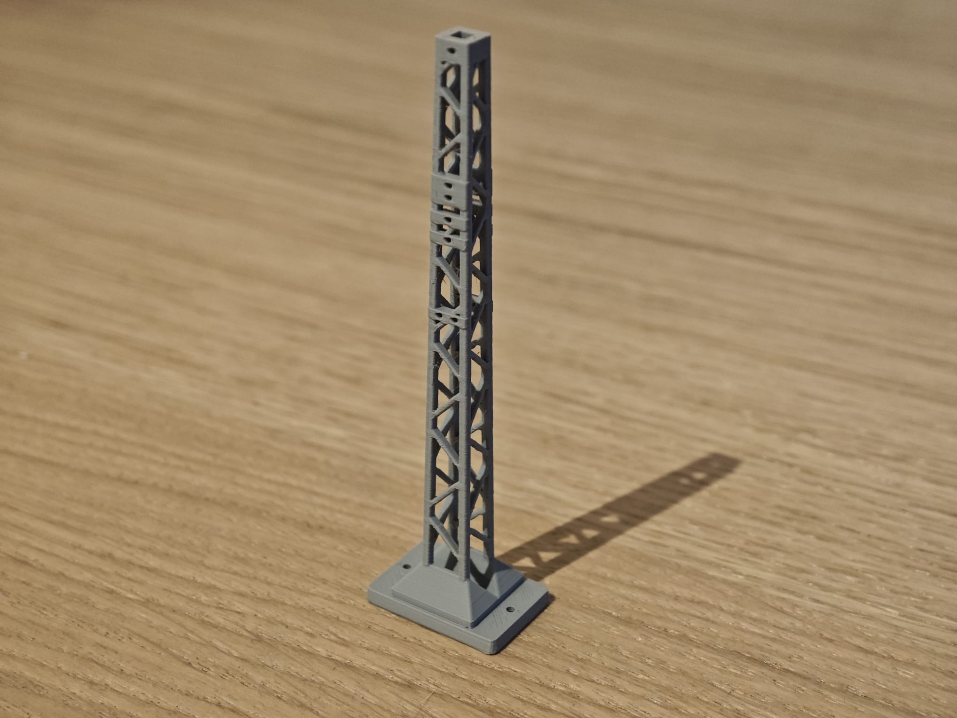 model railway overhead line (catenary) mast